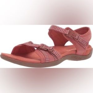 Brand new Merrell District Muri Backstrap